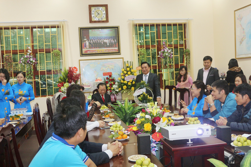 sinh nhật tổng giám đốc Vico sinh nhật tổng giám đốc Vico