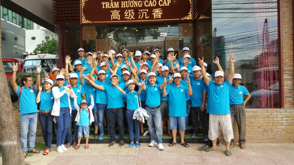 Tổng kết công tác bán hàng khu vực miền Đông, miền Tây và Nam Bộ 2015